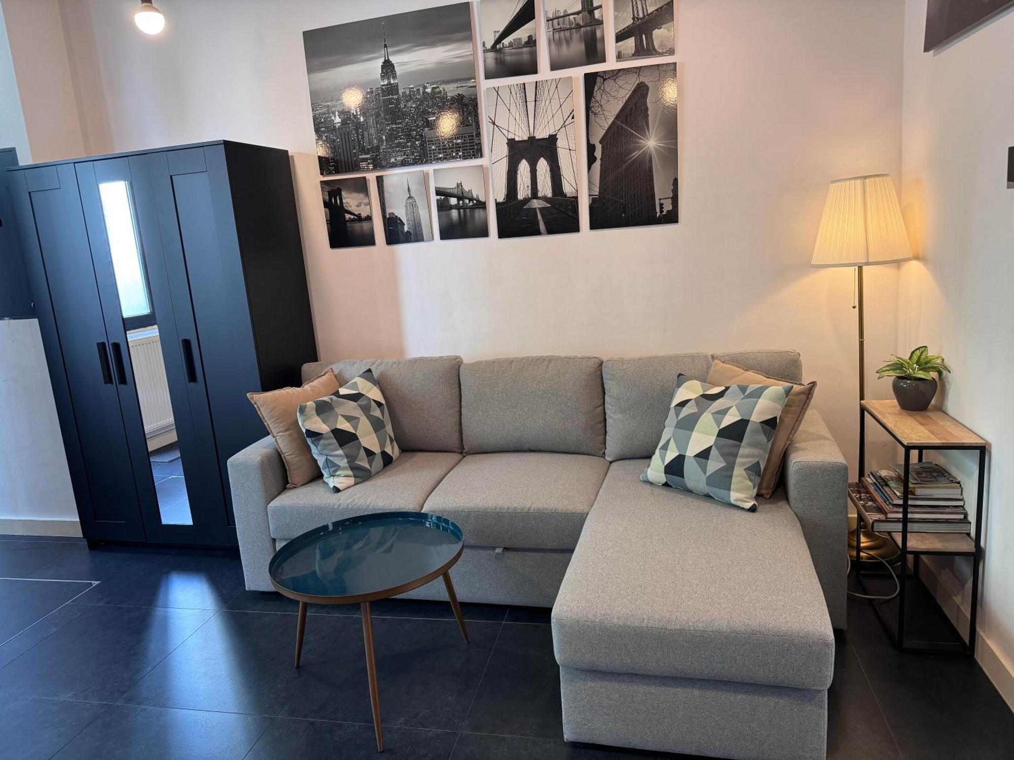 Modern Cozy Studio With Backyard Antwerpen Buitenkant foto