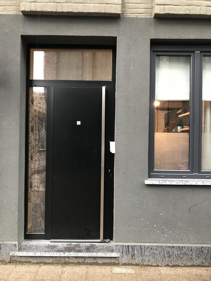 Modern Cozy Studio With Backyard Antwerpen Buitenkant foto